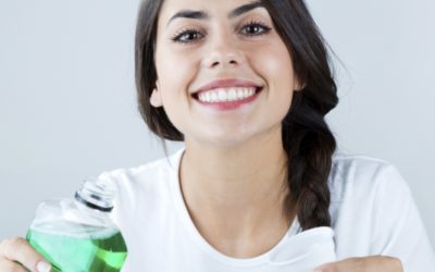 Oral hygiene: mouthwash or natural mouthwash?